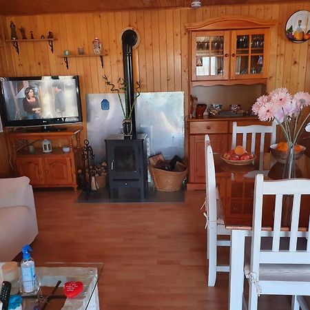 Cabana De Madera Especial Y Acogedora Cardenete Dış mekan fotoğraf