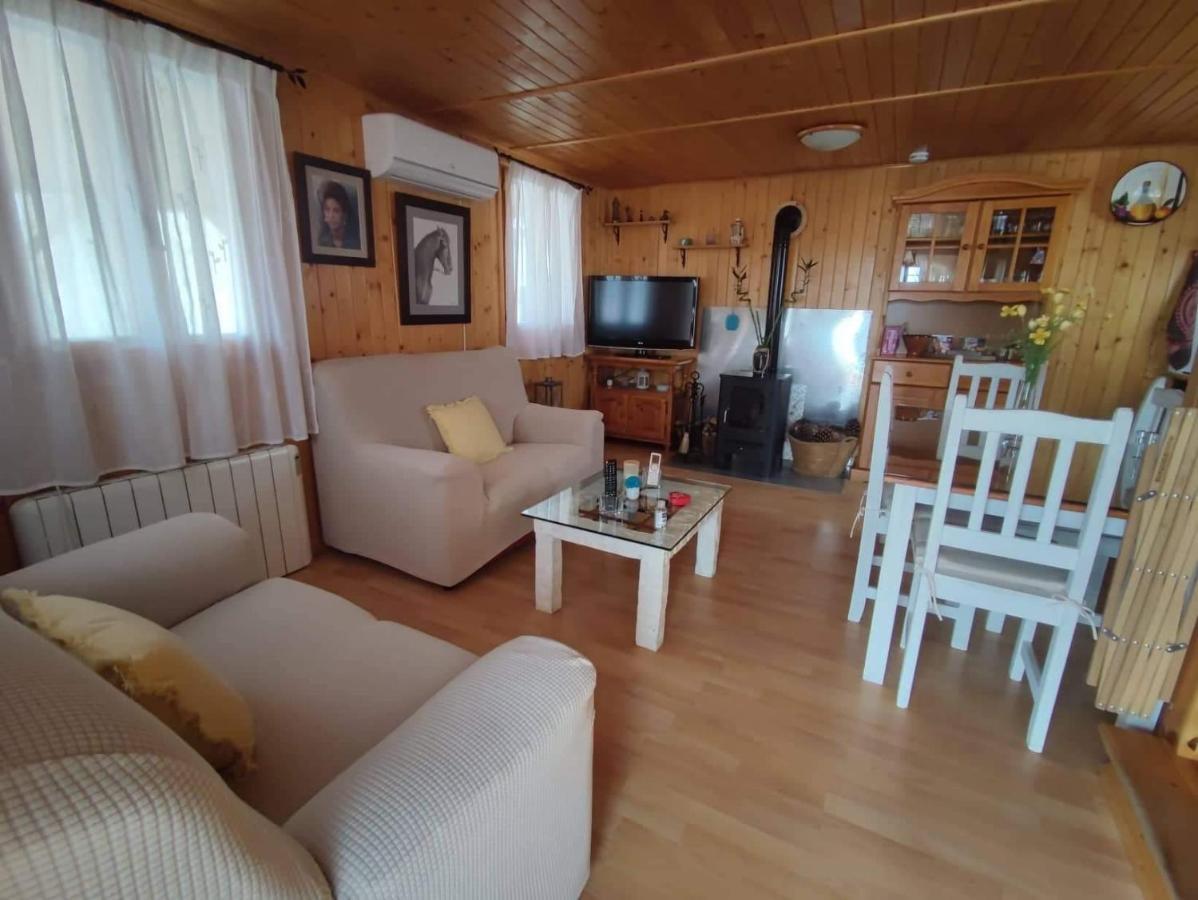 Cabana De Madera Especial Y Acogedora Cardenete Dış mekan fotoğraf