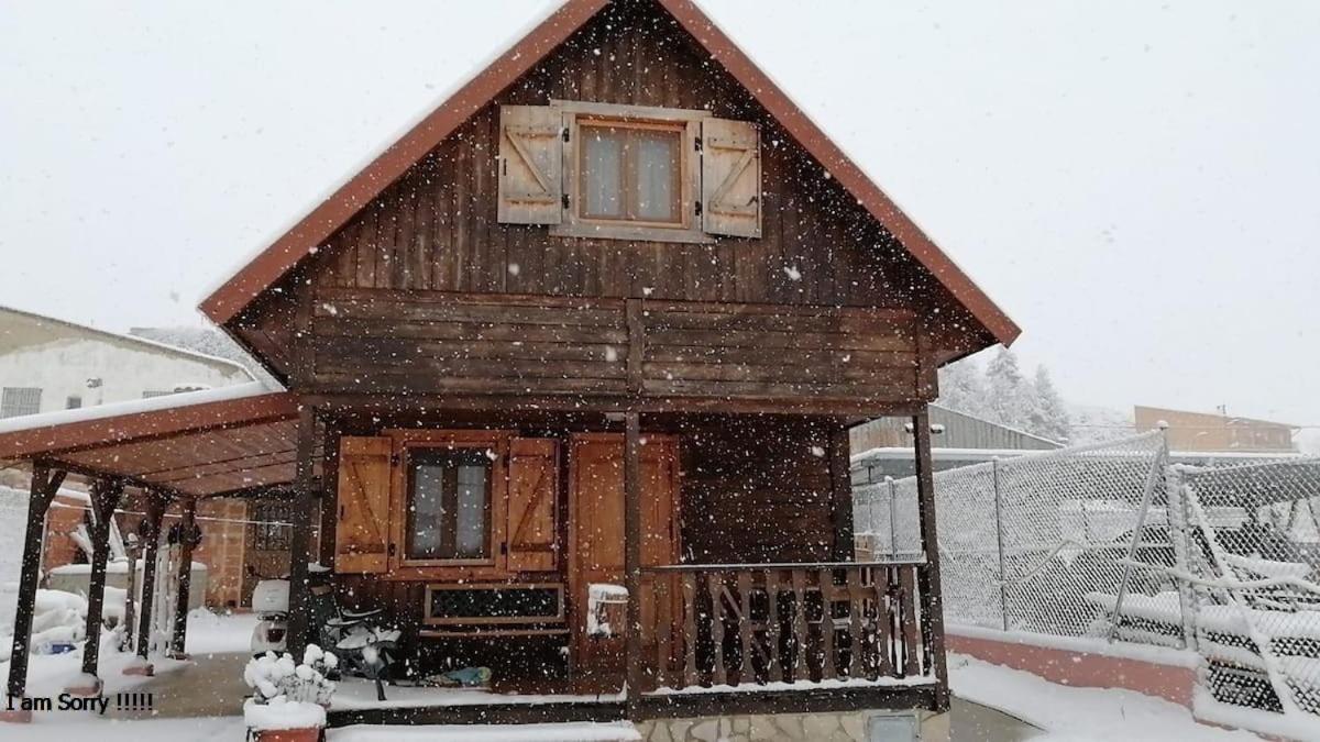 Cabana De Madera Especial Y Acogedora Cardenete Dış mekan fotoğraf