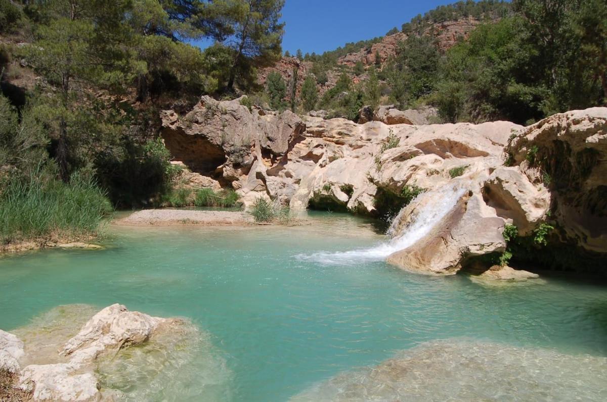 Cabana De Madera Especial Y Acogedora Cardenete Dış mekan fotoğraf